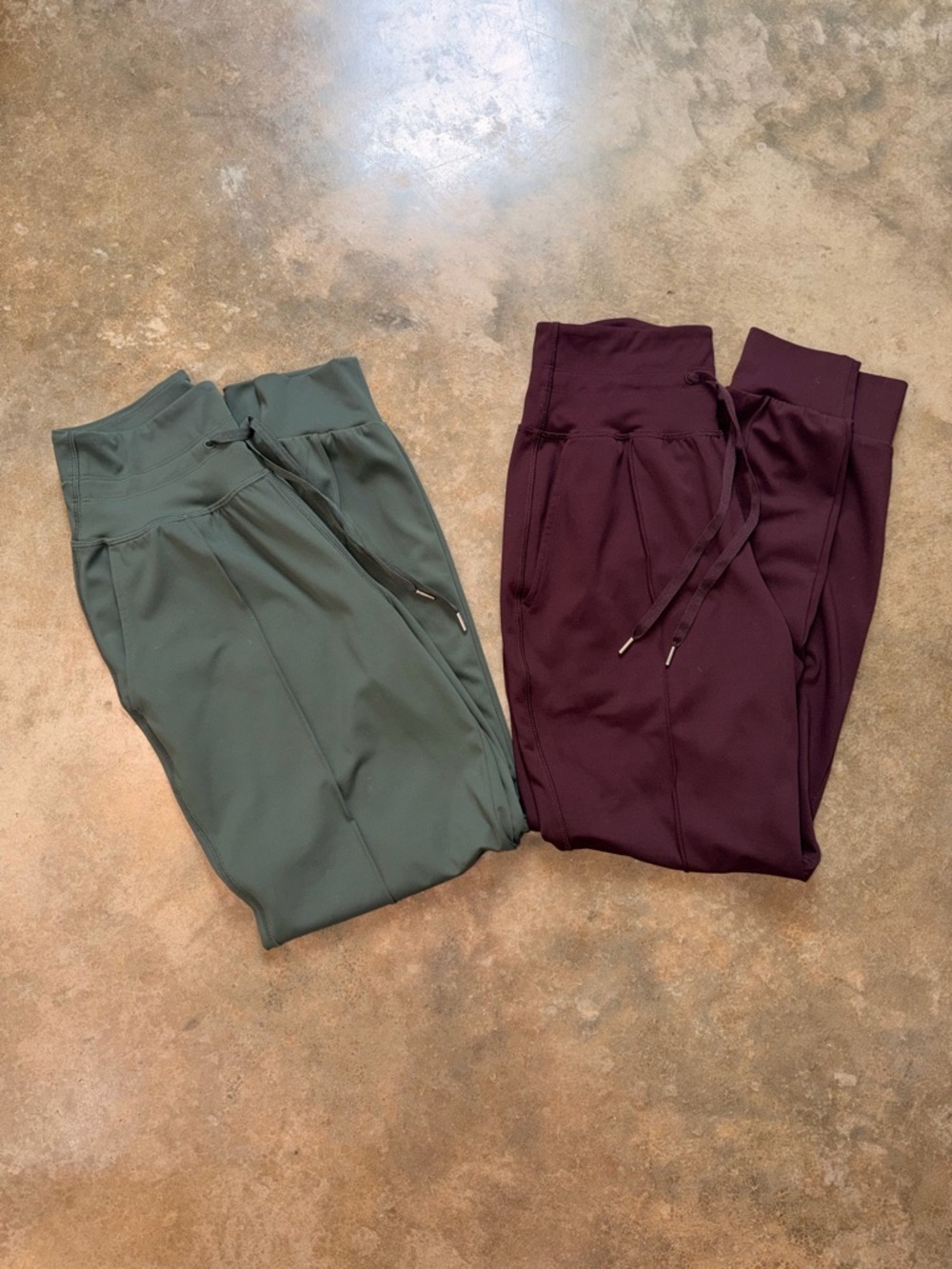 Old Navy Active Powersoft Joggers - high rise go dry- Size XS - NWOT